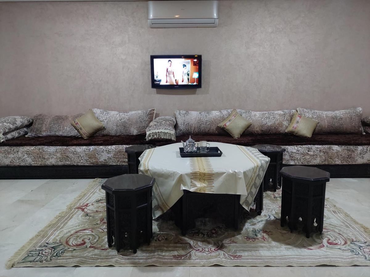 Residence La Corniche Etage 2 Nador Exterior foto