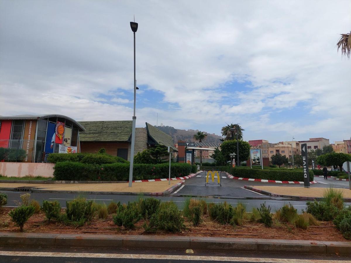 Residence La Corniche Etage 2 Nador Exterior foto